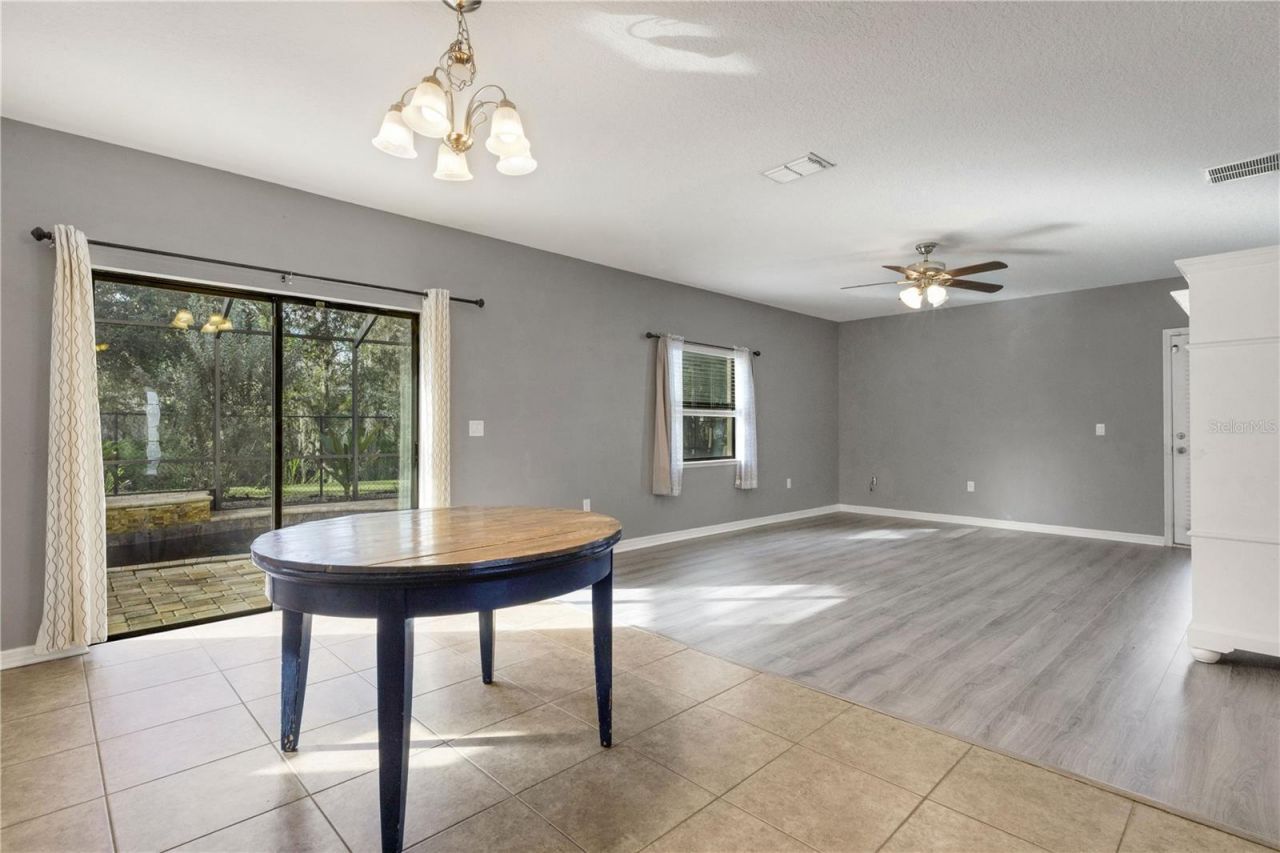 7427 61st Street E, Palmetto, FL 34221 Photo