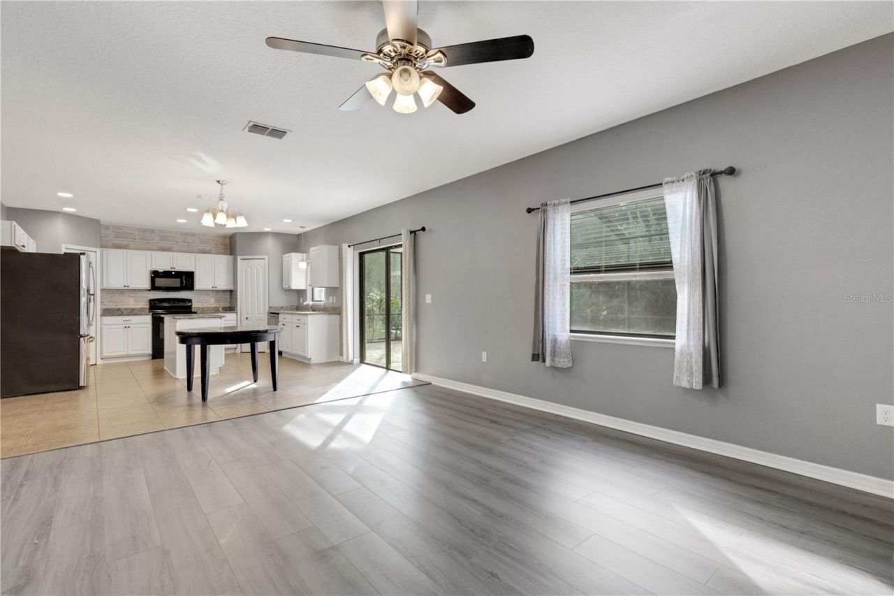 7427 61st Street E, Palmetto, FL 34221 Photo