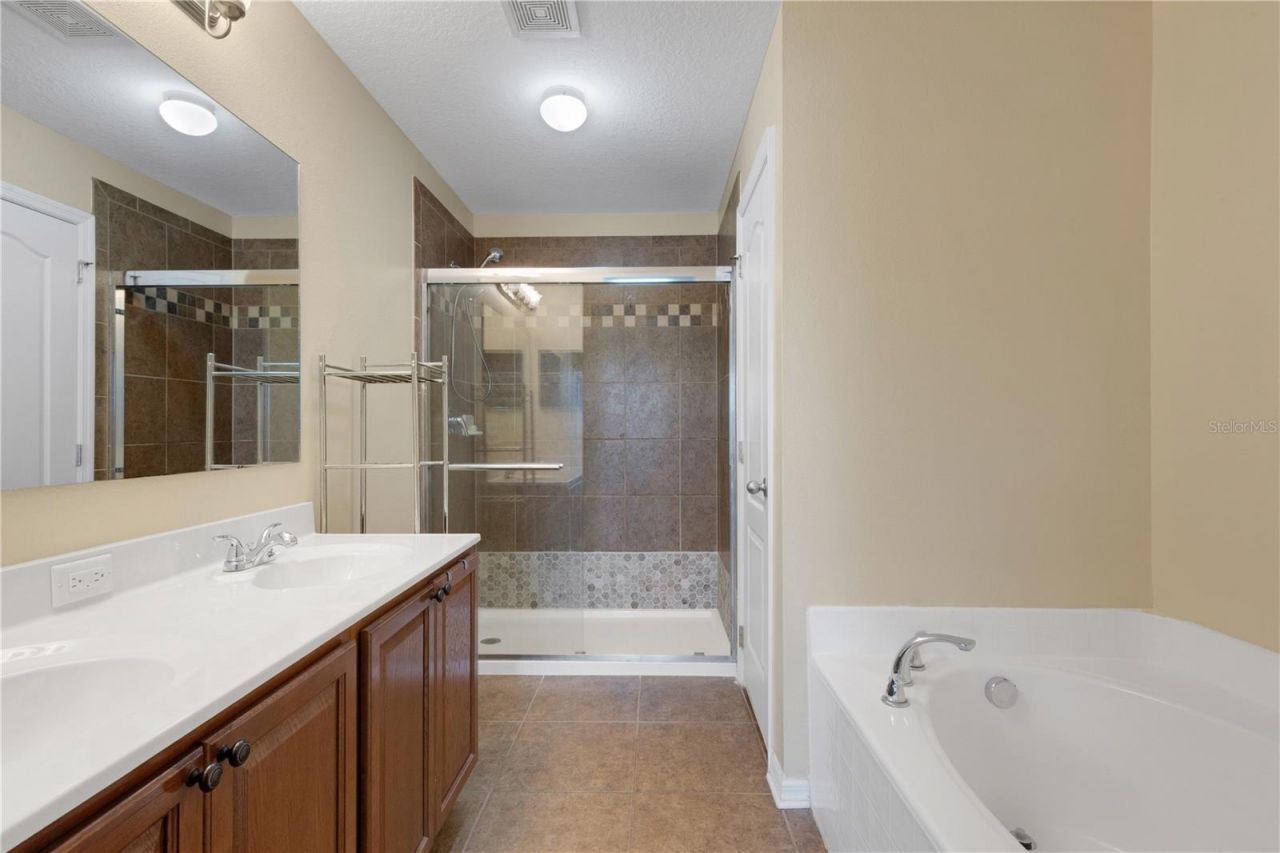 7427 61st Street E, Palmetto, FL 34221 Photo