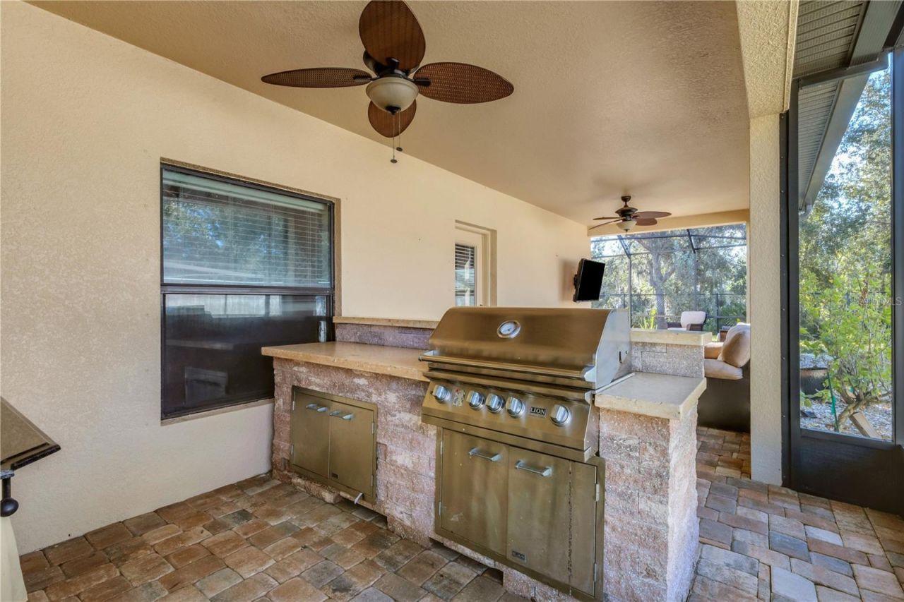 7427 61st Street E, Palmetto, FL 34221 Photo