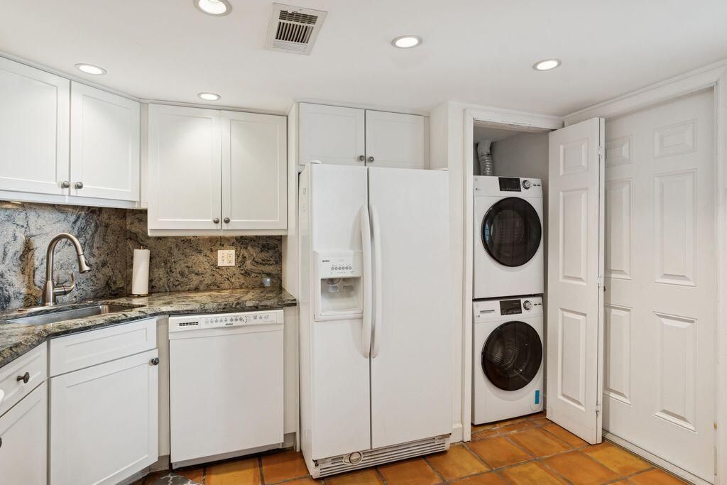 1 Harbourside Drive, Unit 1103, Delray Beach, FL 33483 Photo