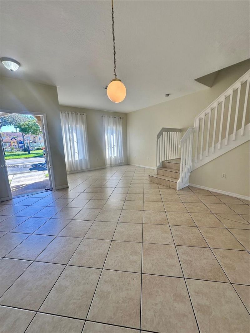 8258 NW 108th Pl, Unit 8-4, Doral, FL 33178 Photo