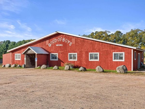 N4183 4TH AVENUE, Hancock, WI 54943