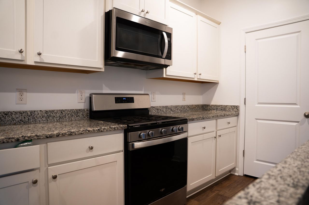 479 Cedarview Road Photo 11