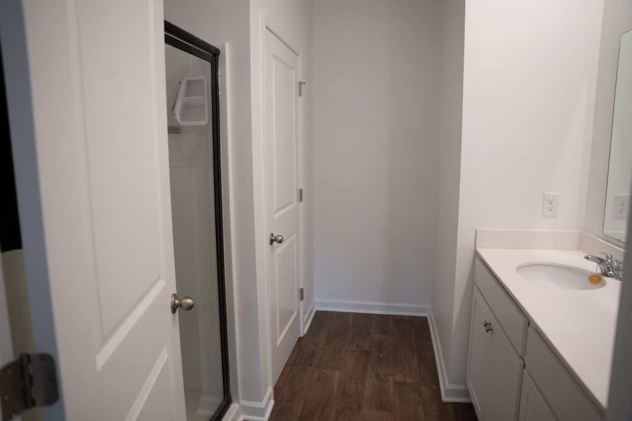 479 Cedarview Road Photo 17