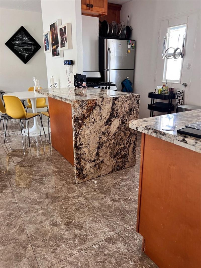 1300 Lincoln Rd, Unit D304, Miami Beach, FL 33139 Photo