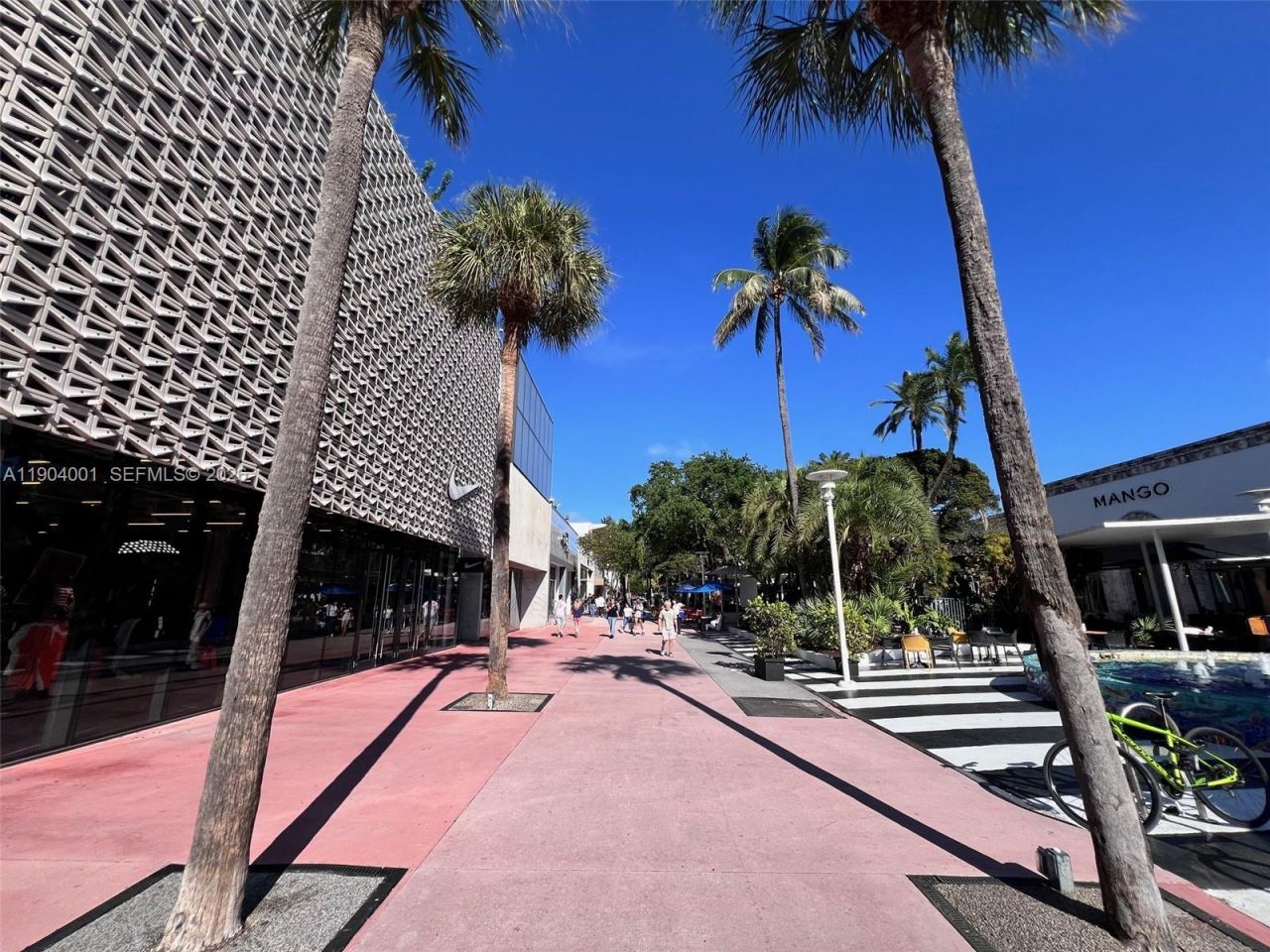 1300 Lincoln Rd, Unit D304, Miami Beach, FL 33139 Photo