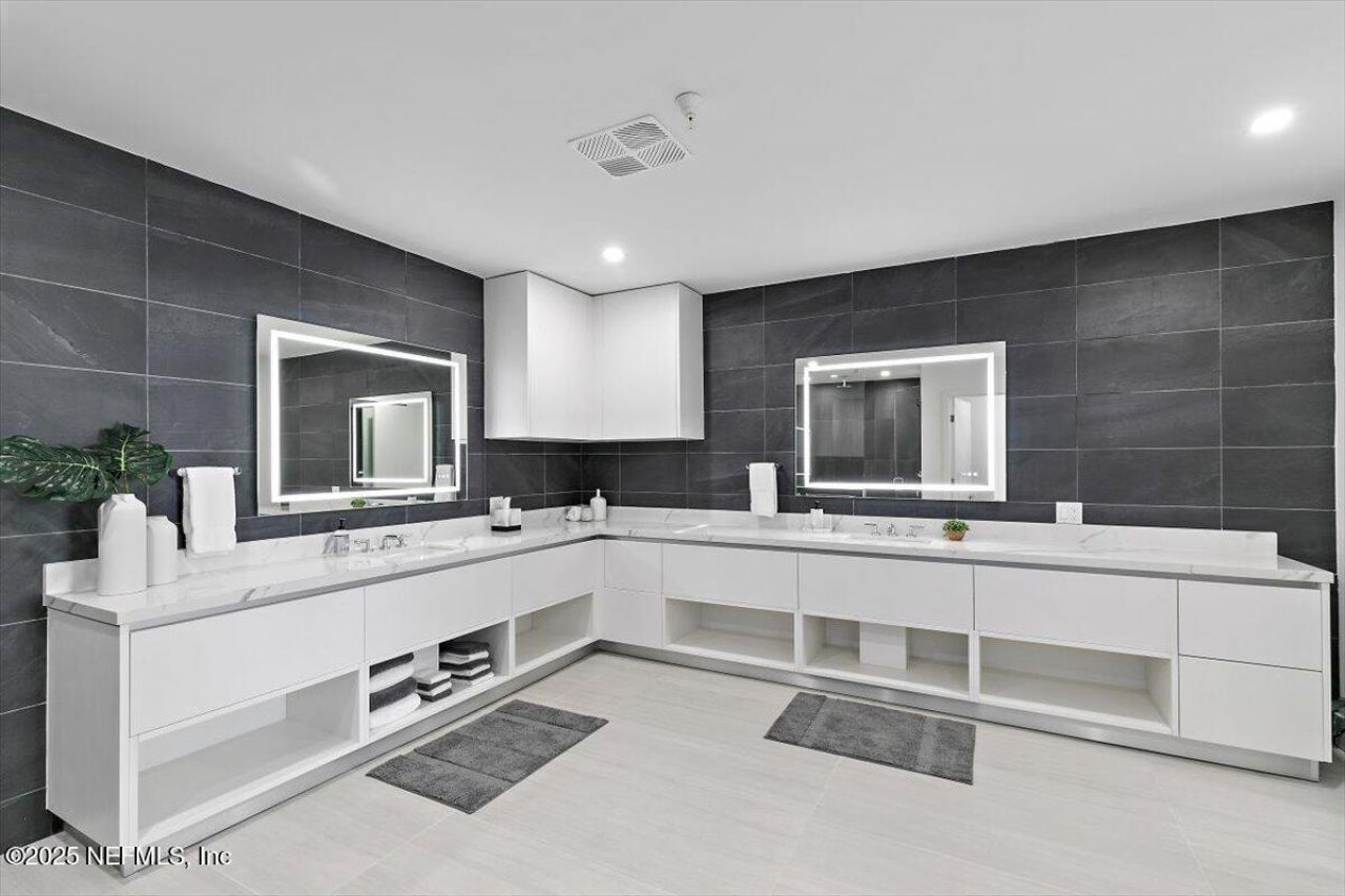 50 14th Avenue S, Unit 602, Jacksonville Beach, FL 32250 Photo