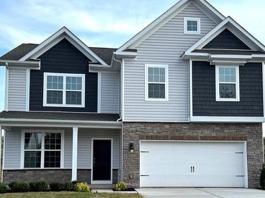 2015 PAPERBACK WAY, YORK, PA 17408