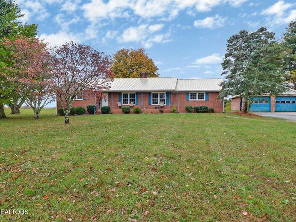 1036 Pigeon Ridge Rd, Crossville, TN 38555