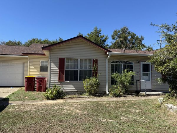 216 Brookmeade Drive, Crestview, FL 32539