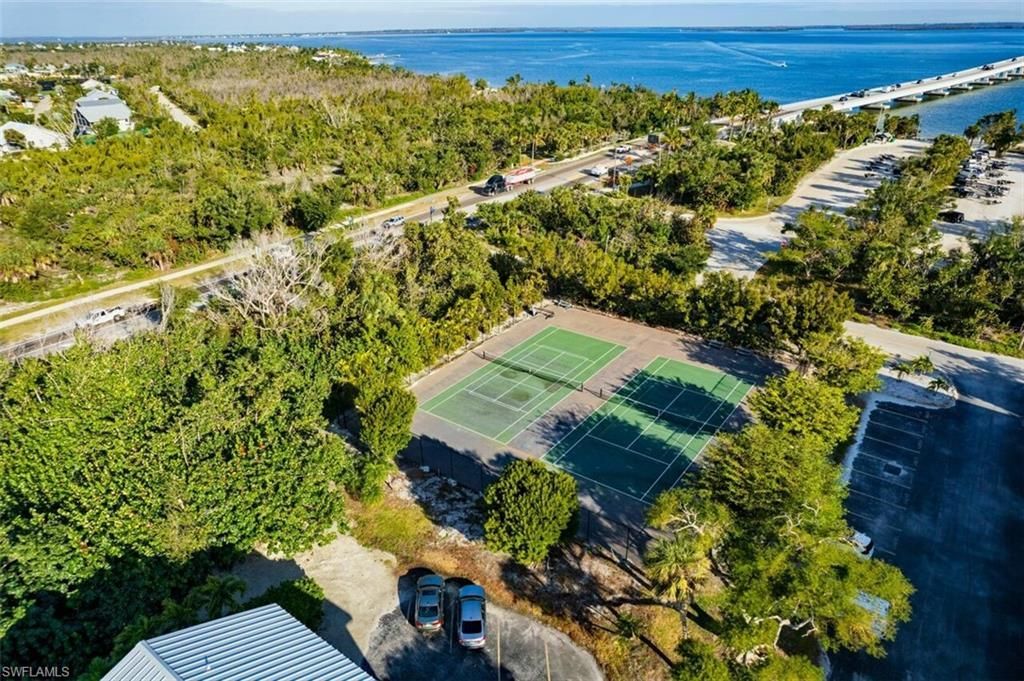 1250 Tennisplace Ct, Unit B31, Sanibel, FL 33957 Photo
