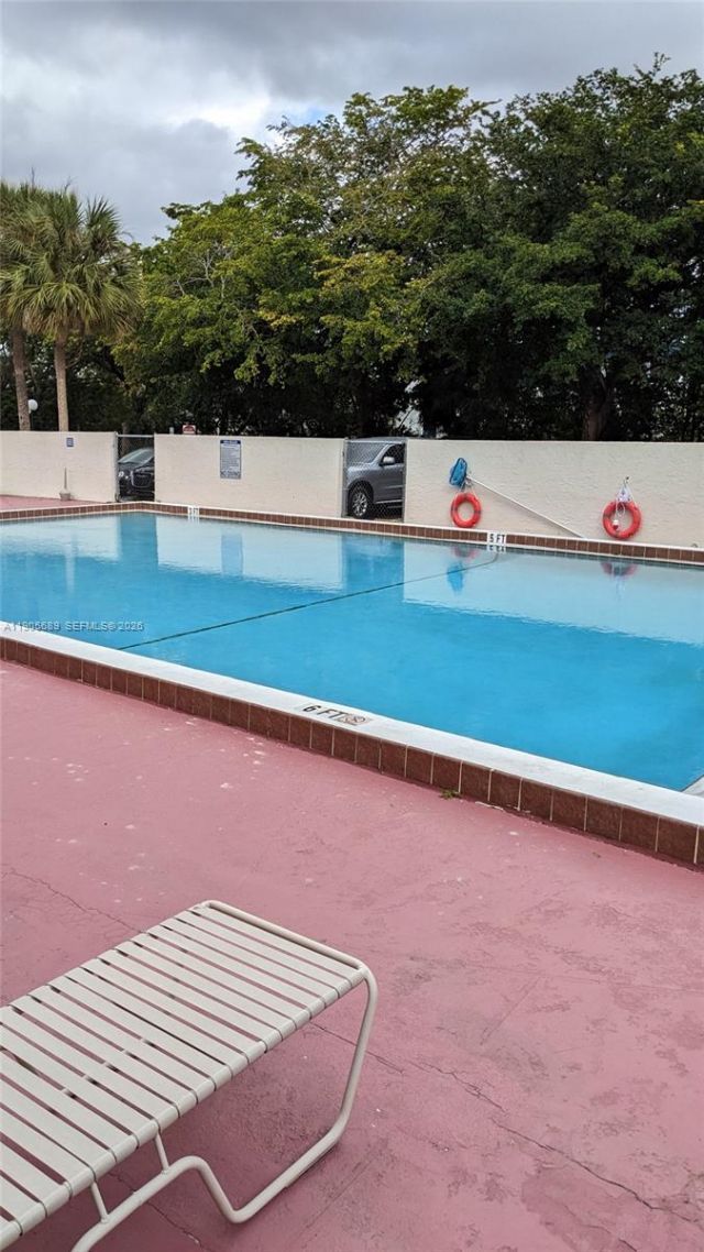 2701 Riverside Dr, Unit 206-B, Coral Springs, FL 33065 Photo