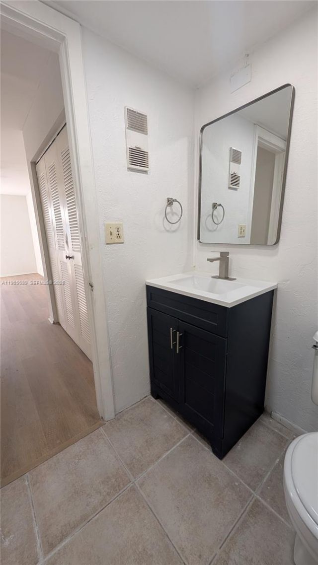 2701 Riverside Dr, Unit 206-B, Coral Springs, FL 33065 Photo