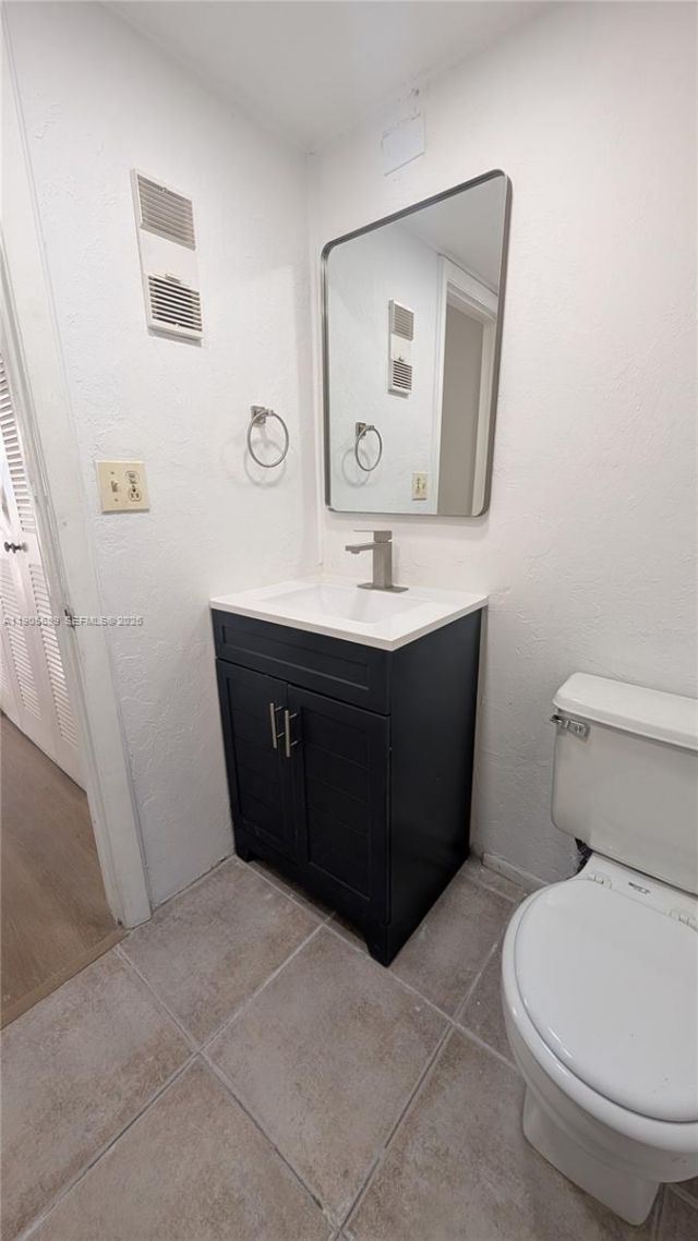 2701 Riverside Dr, Unit 206-B, Coral Springs, FL 33065 Photo