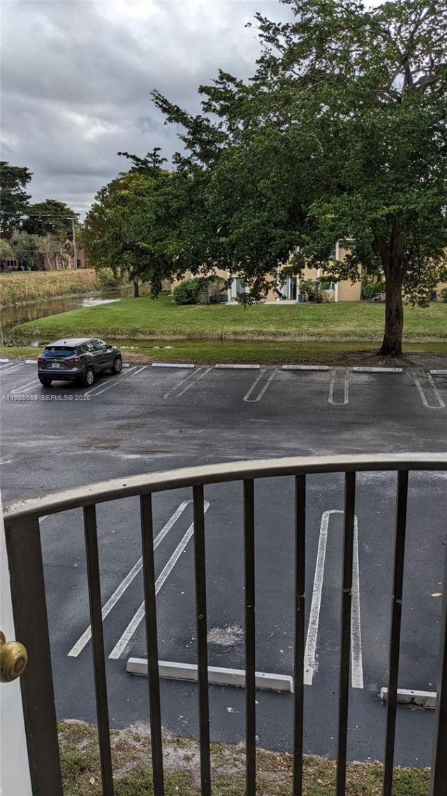 2701 Riverside Dr, Unit 206-B, Coral Springs, FL 33065 Photo