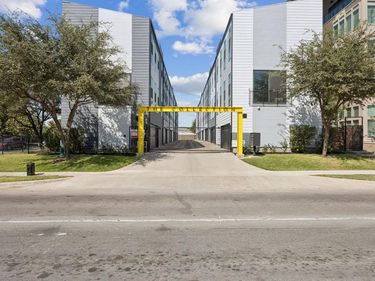 4901 Live Oak Street, Dallas, TX 75206