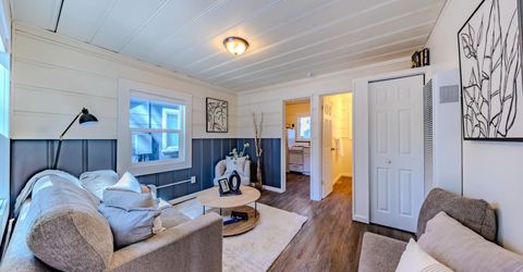 1029 Reno Avenue, South Lake Tahoe, CA 96150 Photo