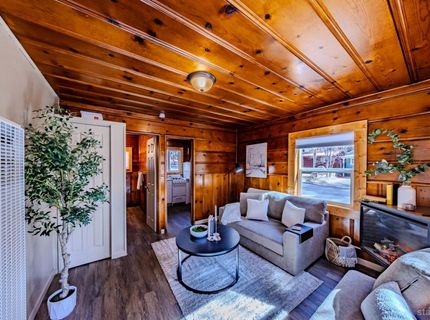 1029 Reno Avenue, South Lake Tahoe, CA 96150 Photo