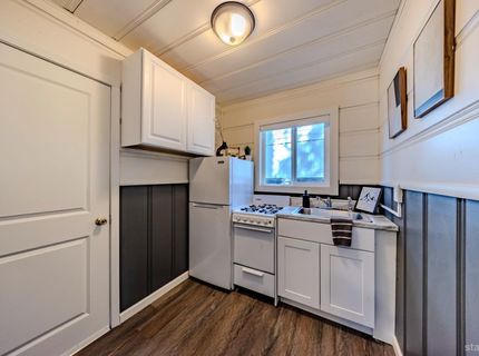 1029 Reno Avenue, South Lake Tahoe, CA 96150 Photo