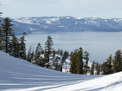 1029 Reno Avenue, South Lake Tahoe, CA 96150 Photo