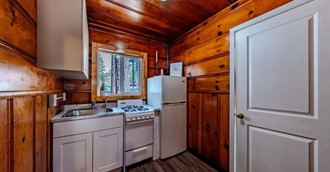 1029 Reno Avenue, South Lake Tahoe, CA 96150 Photo