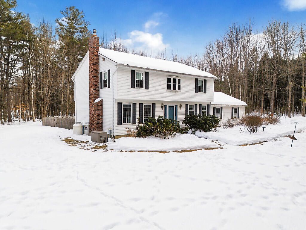 42 Stoney Acres Road, Pittston, ME 04345 Main Photo