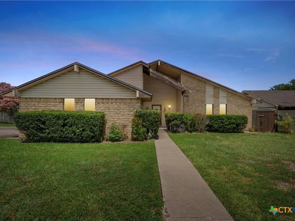 116 Boleman Drive, Hewitt, TX 76643