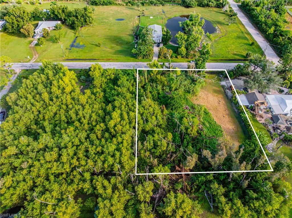 4689 Woodstock Rd, Saint James City, FL 33956 Photo