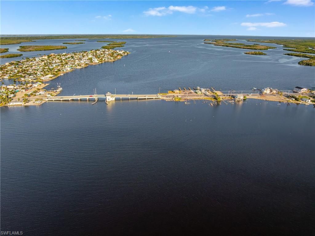 4689 Woodstock Rd, Saint James City, FL 33956 Photo