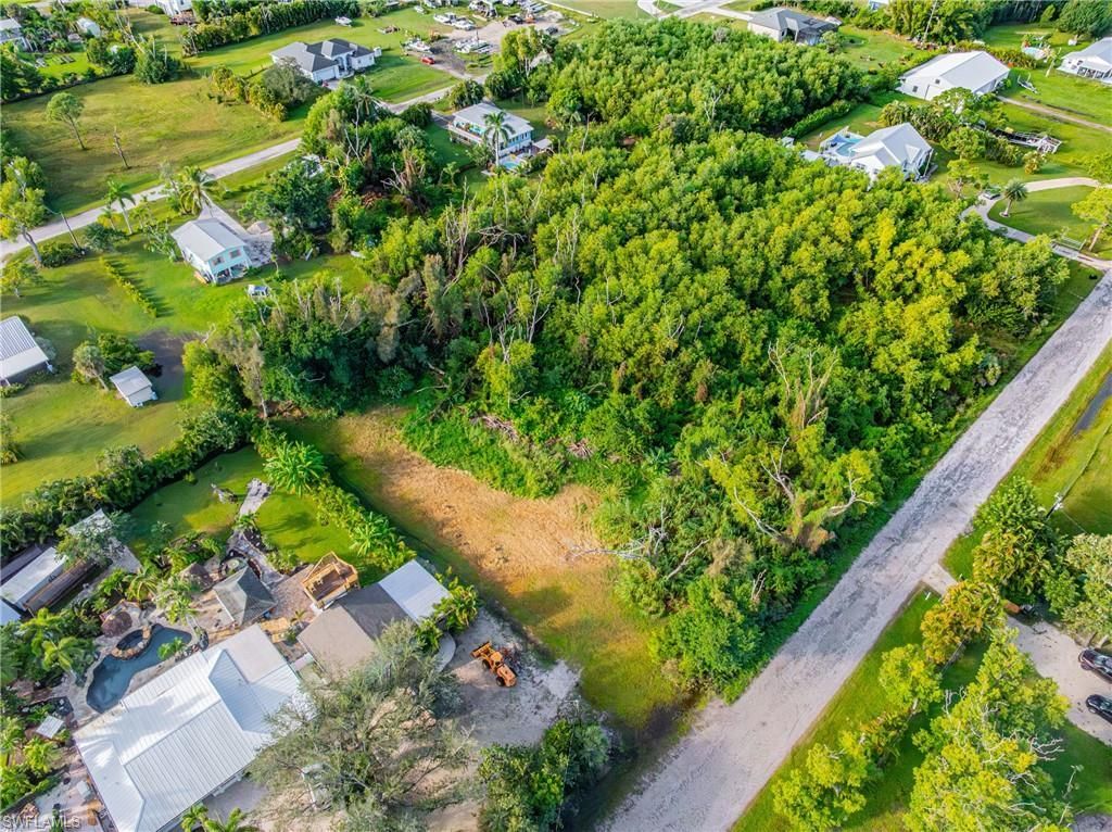 4689 Woodstock Rd, Saint James City, FL 33956 Photo