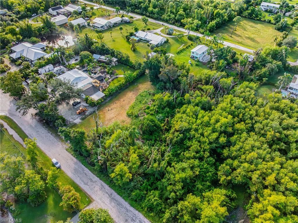 4689 Woodstock Rd, Saint James City, FL 33956 Photo