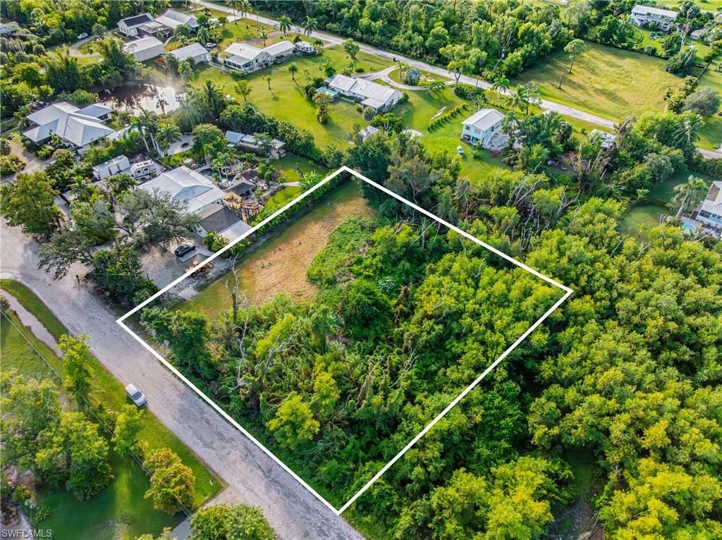 4689 Woodstock Rd, Saint James City, FL 33956 Photo