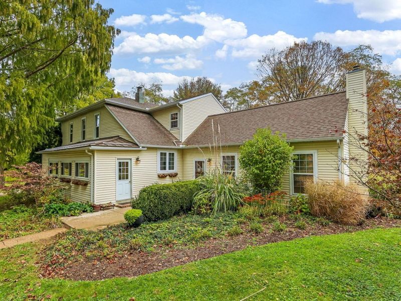 8056 Summit Road SW, Reynoldsburg, OH 43068 Photo 1