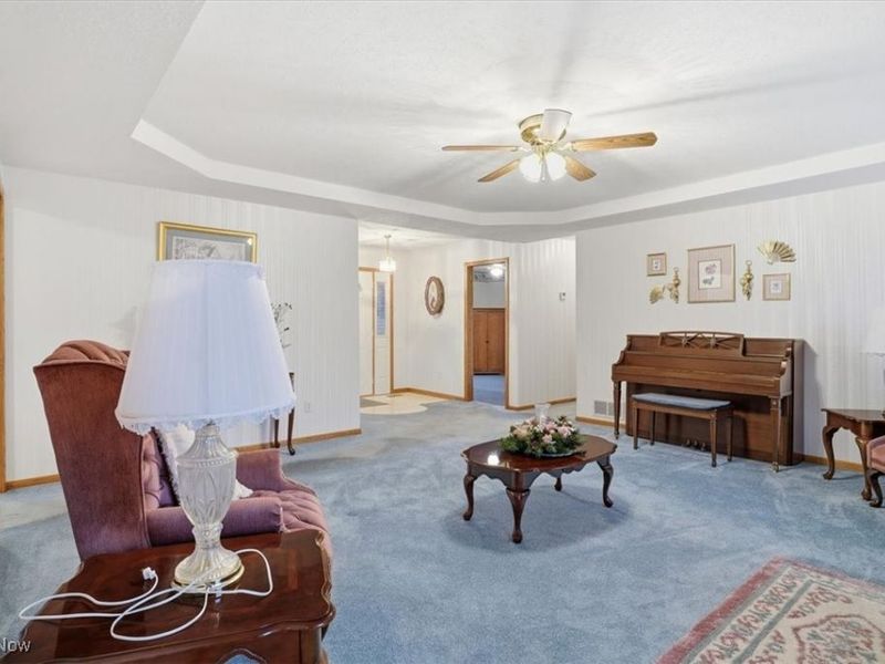 1344 Meadowbrook Lane NE, Carrollton, OH 44615 Photo 10