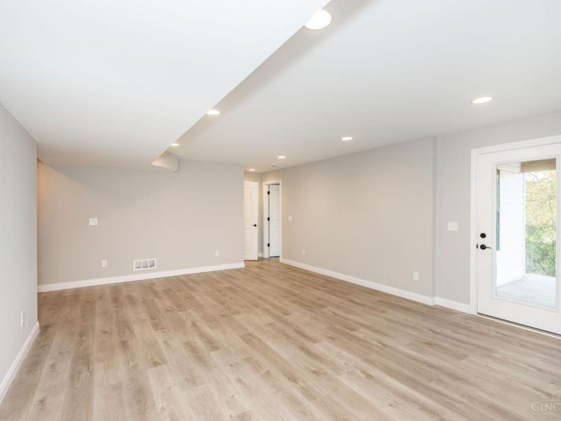 1319 Peregrine Way, Hamilton, OH 45013 Photo 38