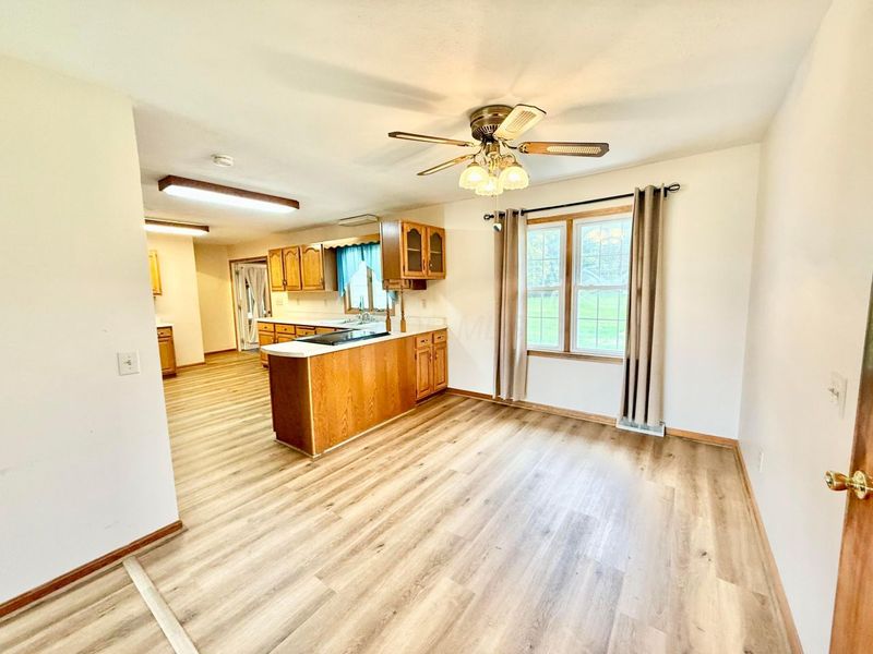 9136 Mount Gilead Road, Fredericktown, OH 43019 Photo 10