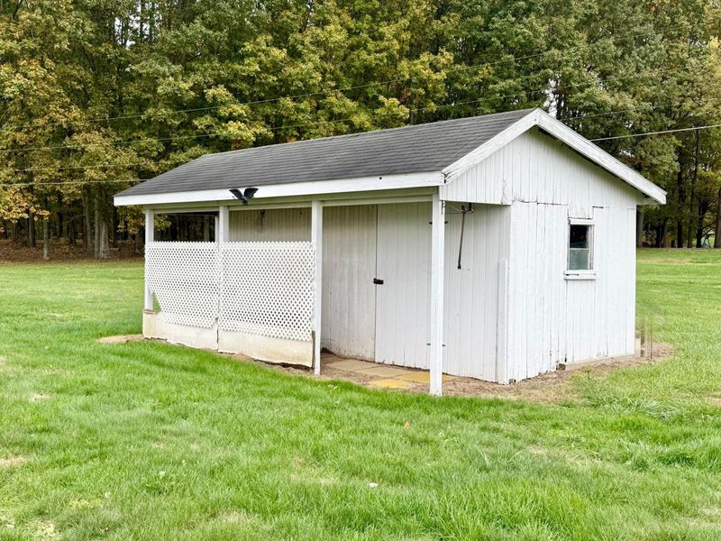 9136 Mount Gilead Road, Fredericktown, OH 43019 Photo 3