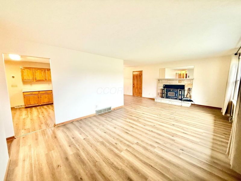 9136 Mount Gilead Road, Fredericktown, OH 43019 Photo 6