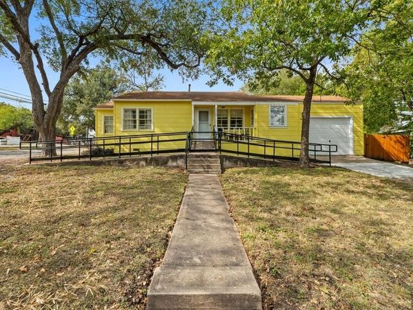 2710 Manor RD, Austin, TX 78722