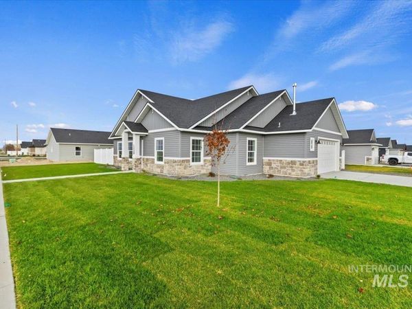 1228 Creekside Way, Twin Falls, ID 83301