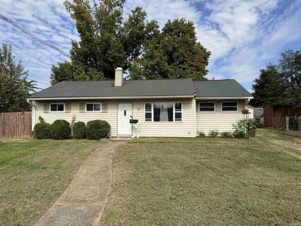 725 W Berkeley Avenue, Evansville, IN 47710