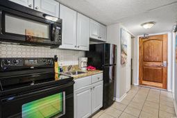 9550 Shore Dr. photo 4