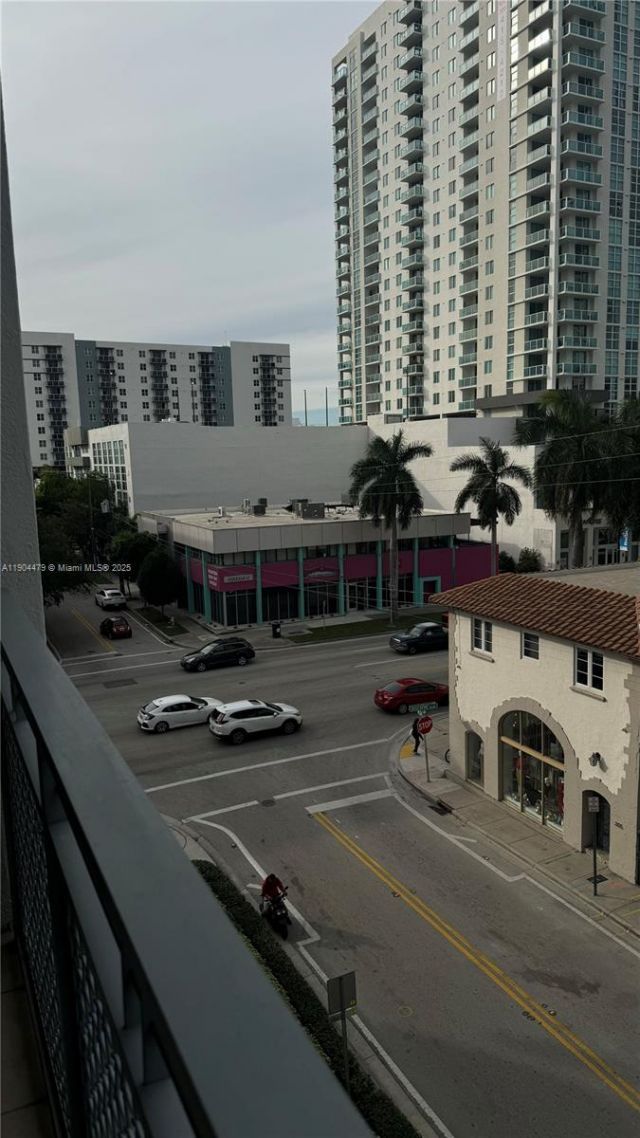 350 NE 24th St, Unit 404, Miami, FL 33137 Photo