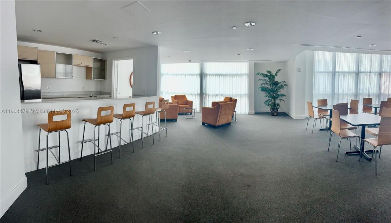 350 NE 24th St, Unit 404, Miami, FL 33137 Photo