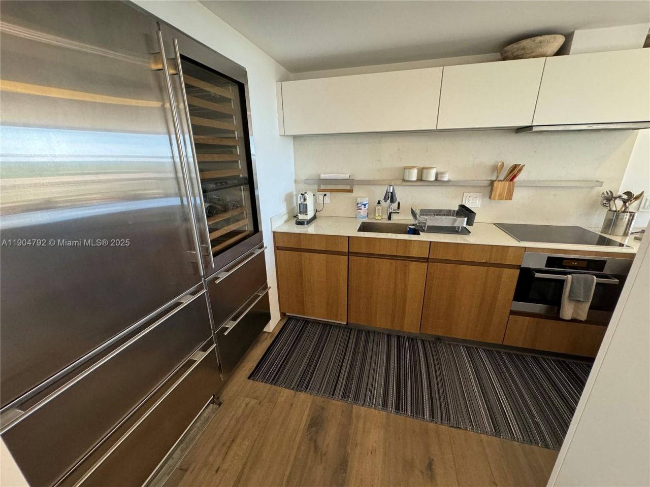 1121 Crandon Blvd, Unit D608, Key Biscayne, FL 33149 Photo