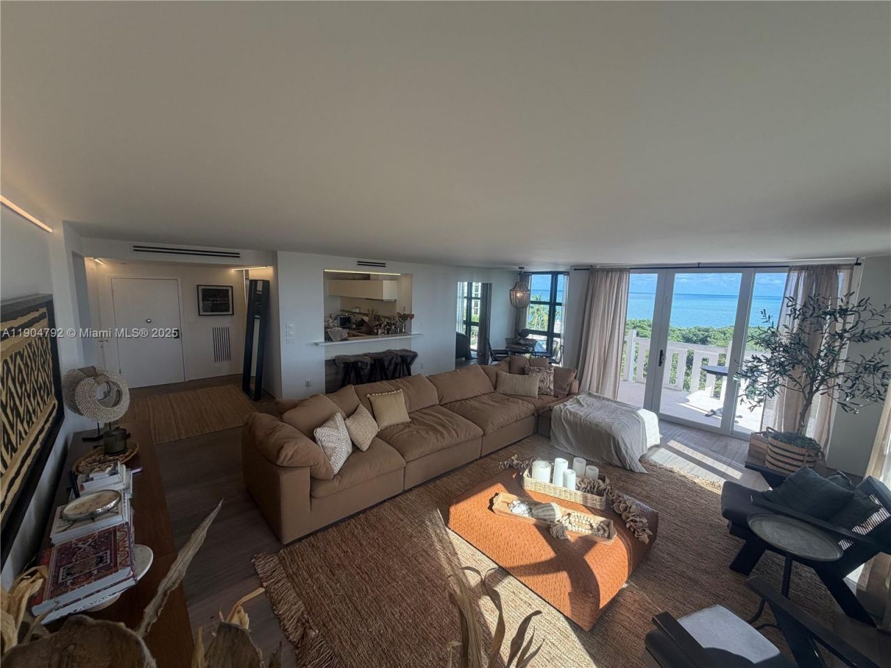 1121 Crandon Blvd, Unit D608, Key Biscayne, FL 33149 Photo