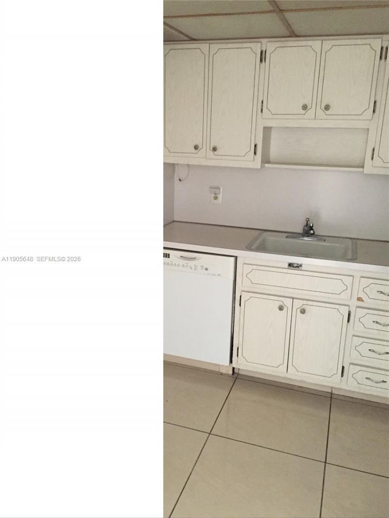 1985 S Ocean Dr, Unit 12J, Hallandale Beach, FL 33009 Photo