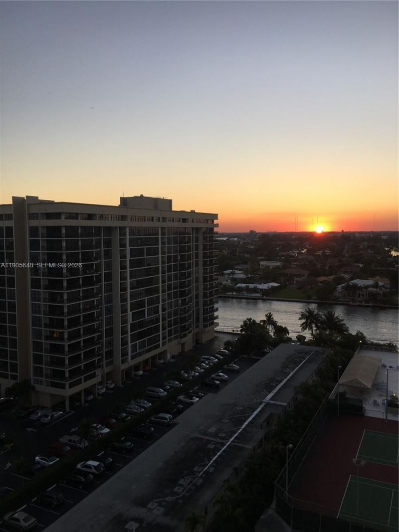 1985 S Ocean Dr, Unit 12J, Hallandale Beach, FL 33009 Photo