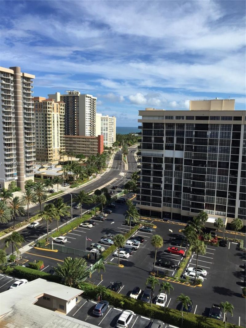 1985 S Ocean Dr, Unit 12J, Hallandale Beach, FL 33009 Photo